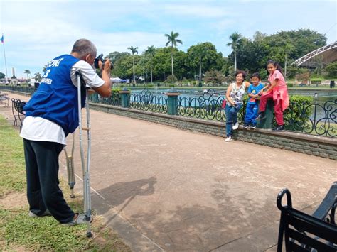 ‘Litratista­s’ fade away from park scene .